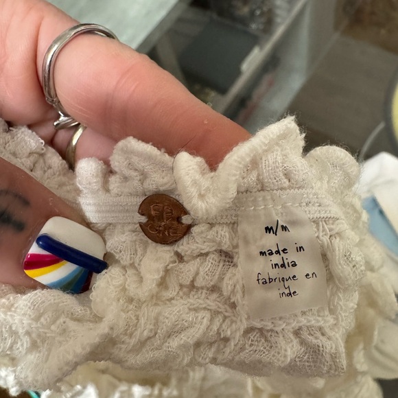 Free People Cream Ruffled Shorts - Picture 8 of 8